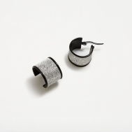 Pendientes de Aro Anchos Negro Glitter Pertegaz PER2421